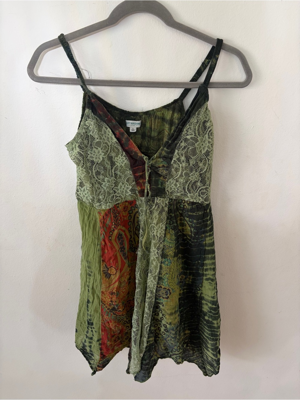 EARTHBOUND Green Lace-Trim Mixed-Print Camisole large